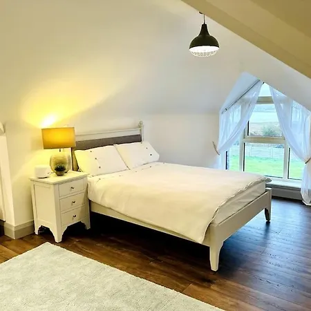 Island Elegance - Wild Atlantic Way Portmagee