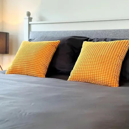 Island Elegance - Wild Atlantic Way Holiday home Portmagee