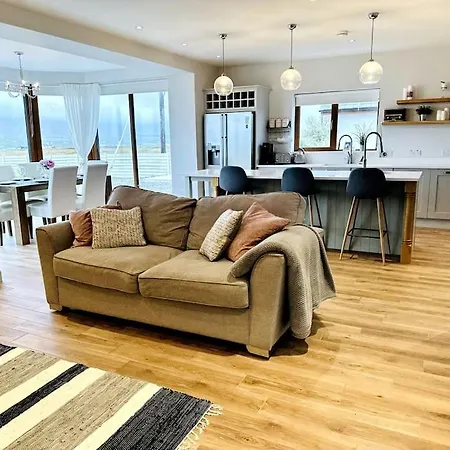 Island Elegance - Wild Atlantic Way *