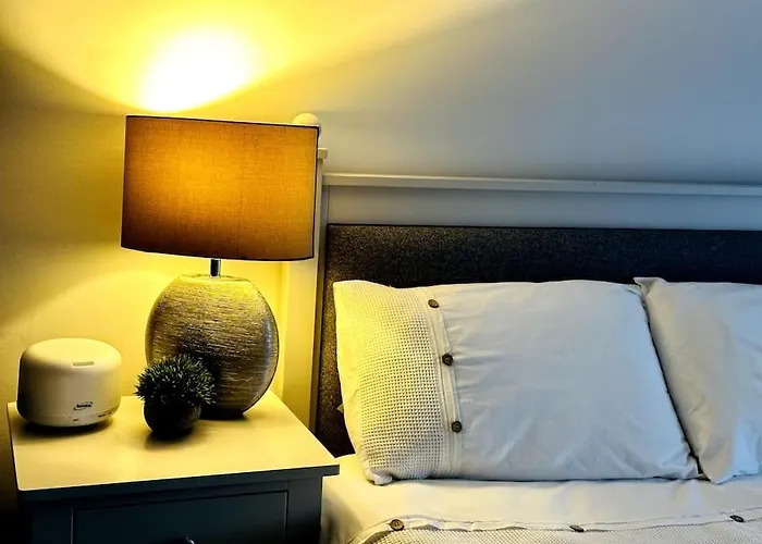 Island Elegance - Wild Atlantic Way *